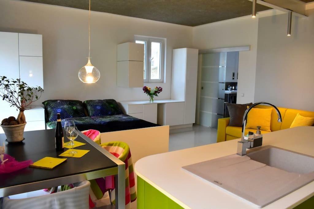 Appartamento Aparments Bukol Vojkovice  Esterno foto